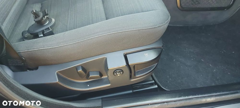 BMW Seria 5 520d - 19