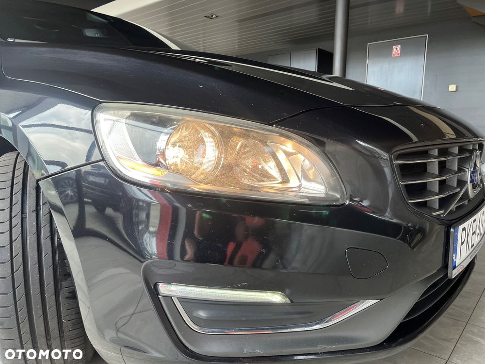 Volvo V60 D3 Summum - 8