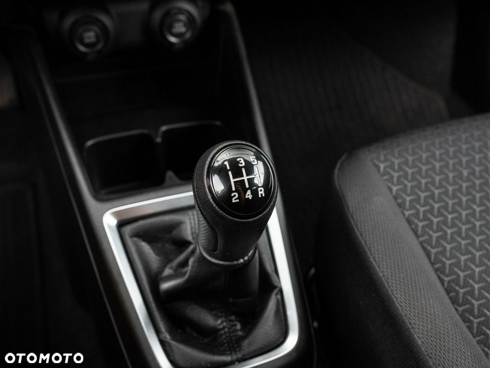 Suzuki Swift - 14