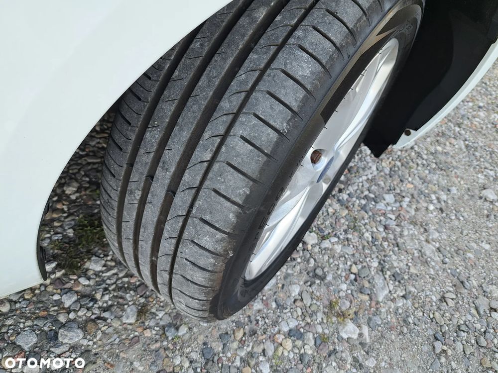 Ford Galaxy 2.0 TDCi Titanium - 39