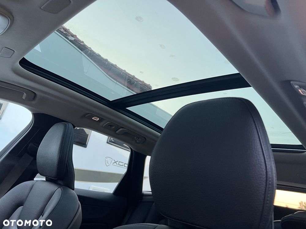 Volvo XC 60 B5 B Geartronic Momentum Pro - 17