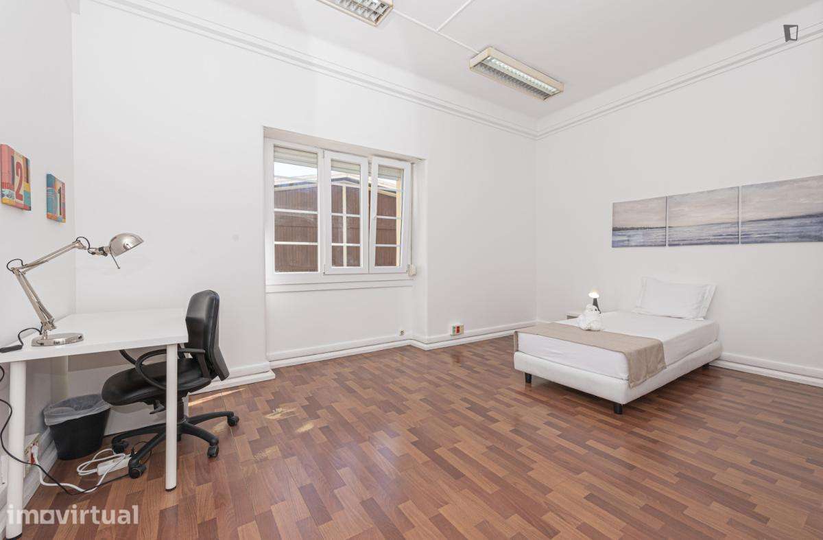 Quarto - localizado em Alameda Lisbon - Grande imagem: 5/20
