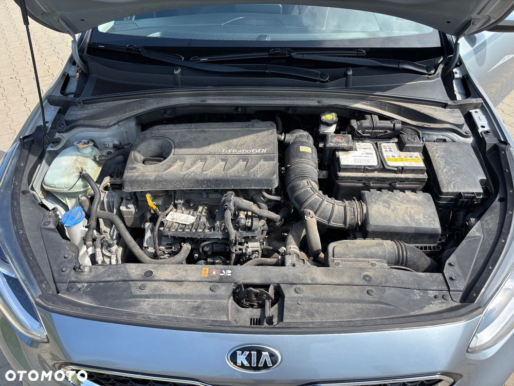 Kia Ceed 1.4 T-GDI M - 10
