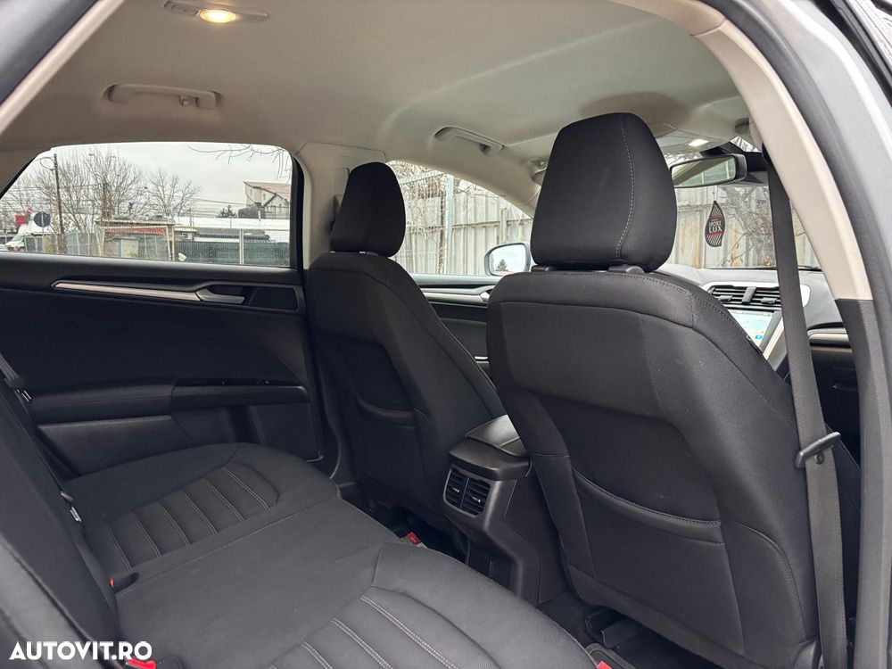 Ford Mondeo 2.0 TDCi Aut. Trend - 13