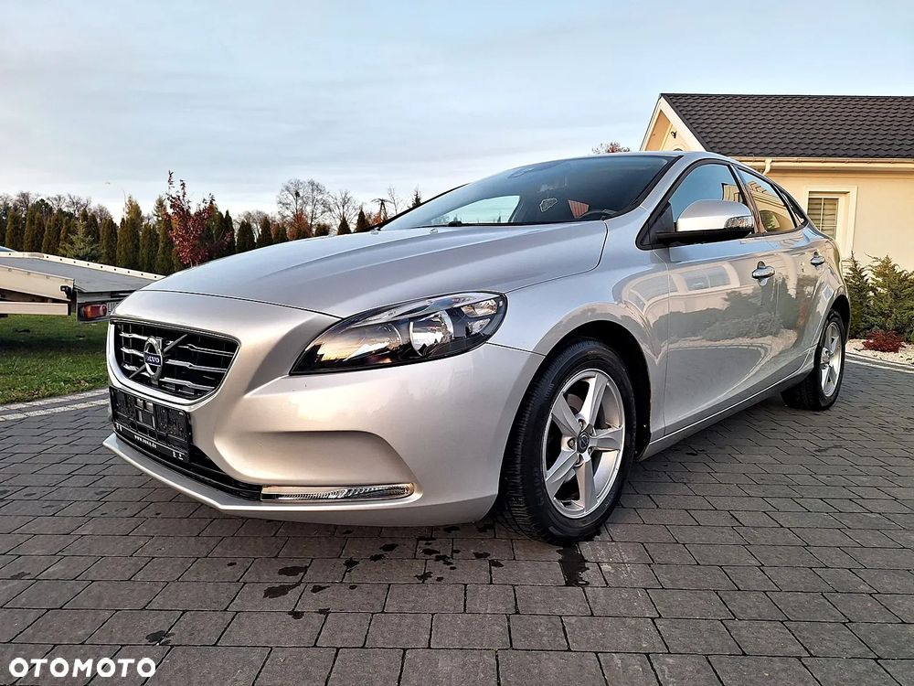 Volvo V40 D2 Kinetic - 17