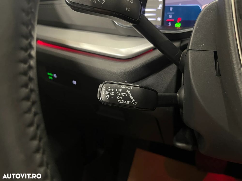 Skoda Octavia Combi 2.0 TDI DSG Ambition - 23