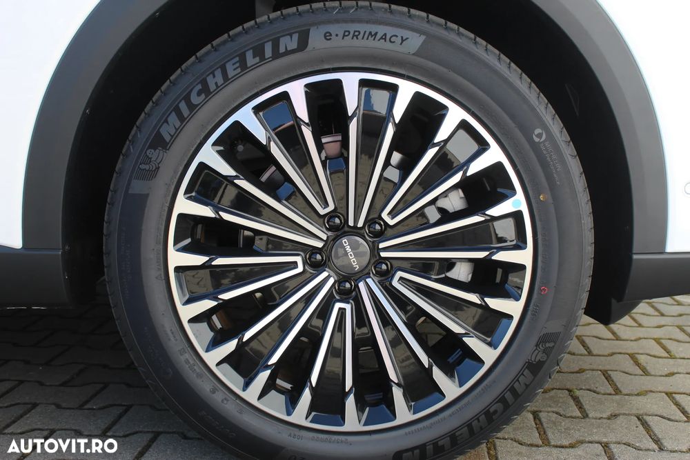Omoda 9 1.5 TGDI 3DHT PHEV Exclusive - 40