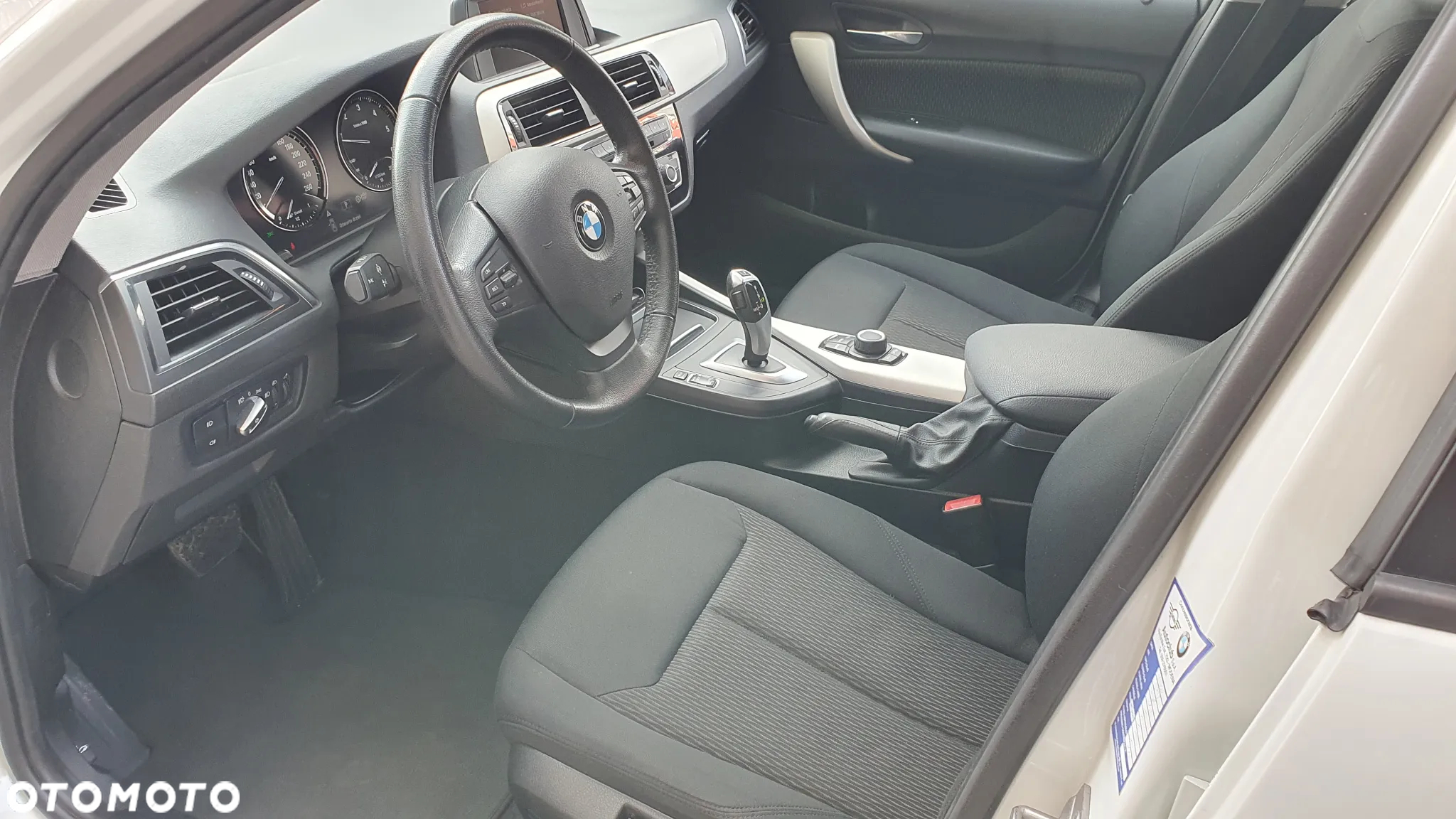 BMW Seria 1 118d - 13