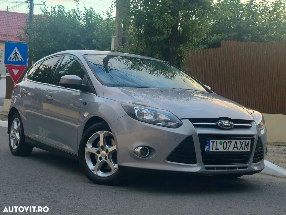 Ford Focus 1.6 TDCI DPF Start-Stopp-System Titanium - 9