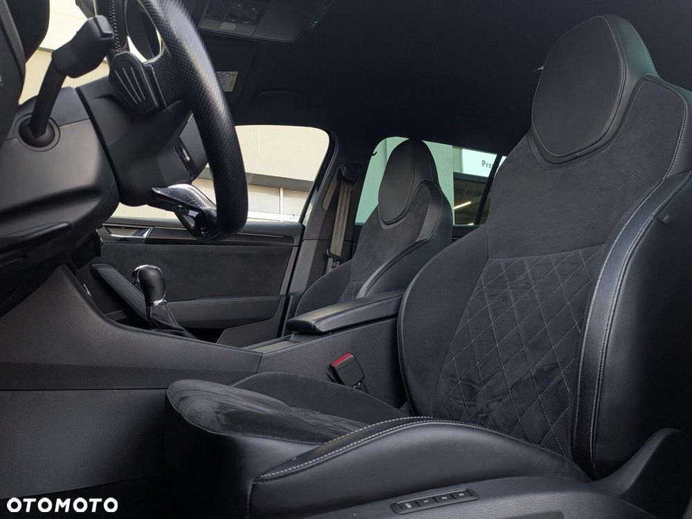 Skoda Superb 2.0 TSI Sportline DSG - 9