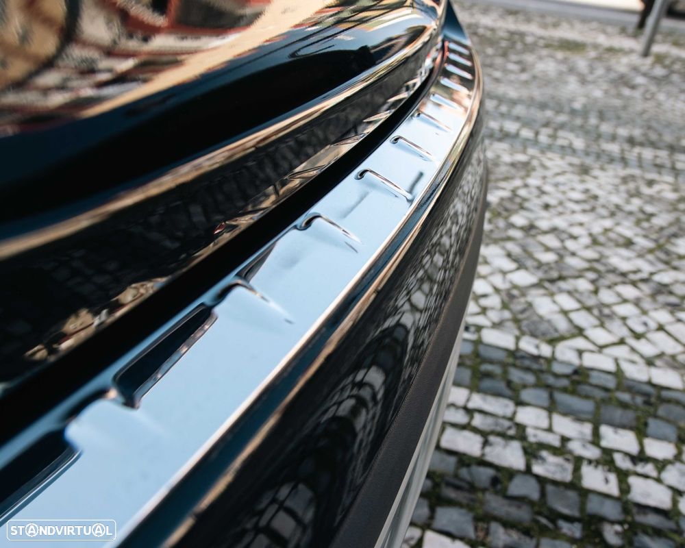 Mercedes-Benz GLA 220 d 7G-DCT Urban - 40