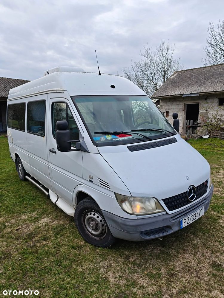Mercedes-Benz Sprinter - 4