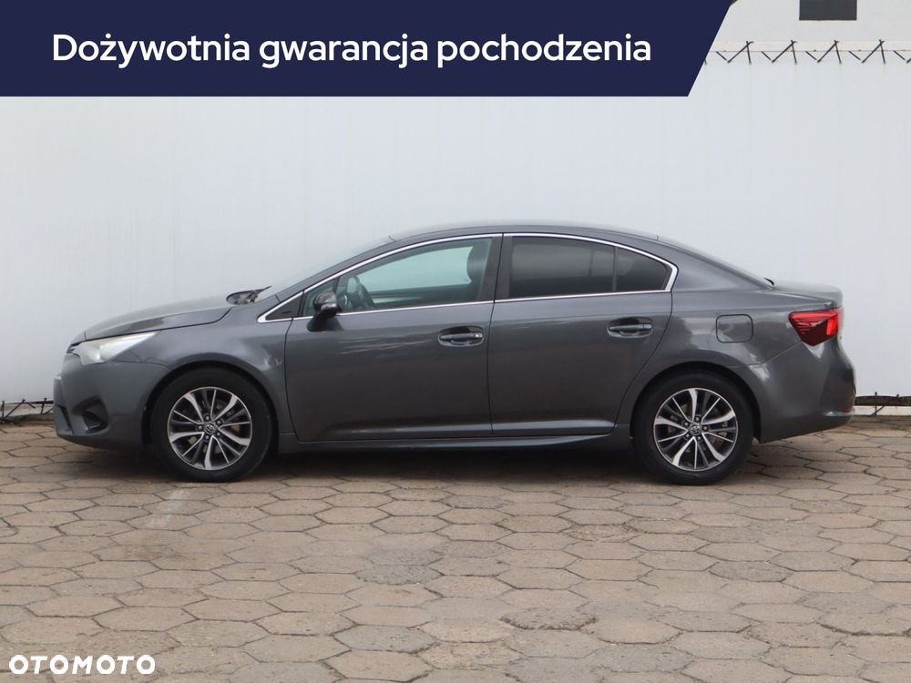 Toyota Avensis - 4