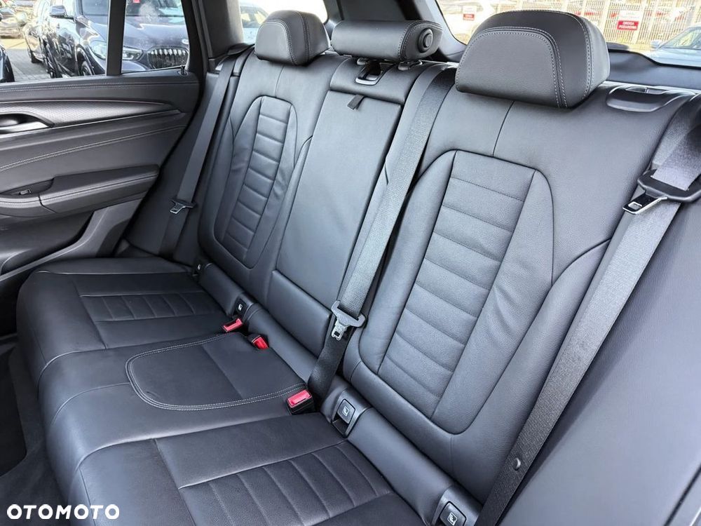 BMW X3 xM40d mHEV - 27