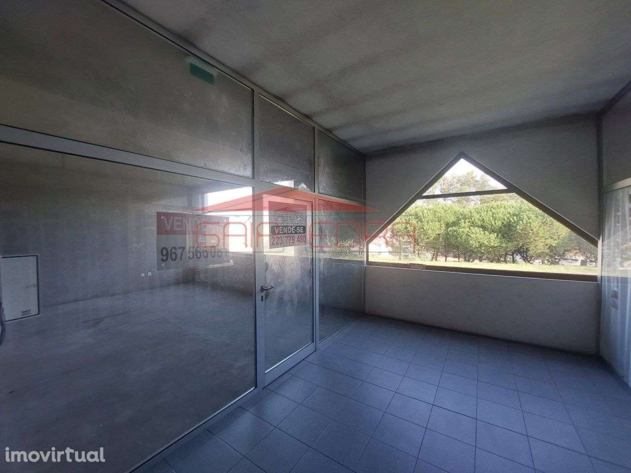 Loja para alugar no centro São João da Madeira - Grande imagem: 5/9