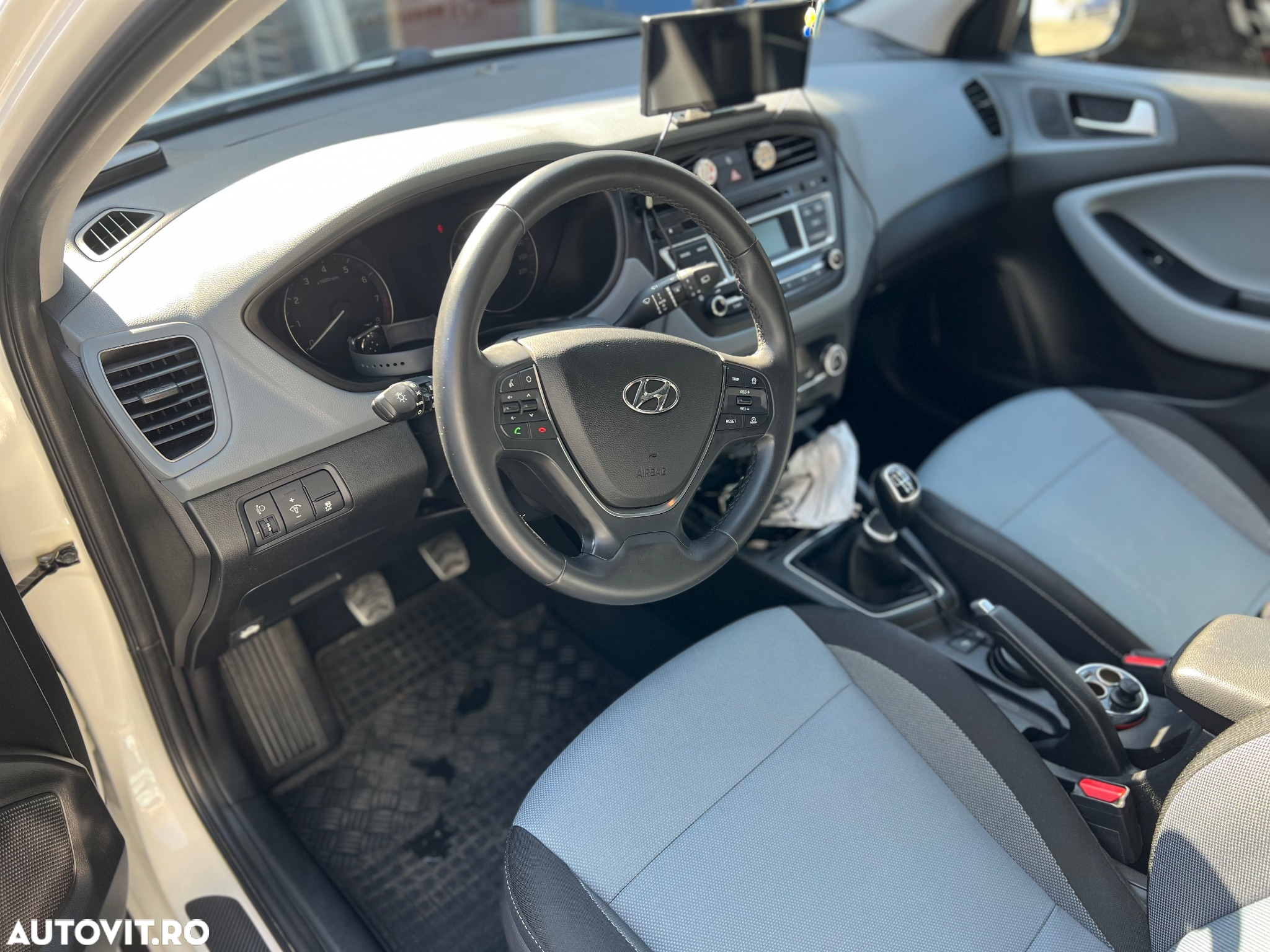 Hyundai i20 1.0 T-GDi M/T ISG LED Line ACTIVE Line - 9