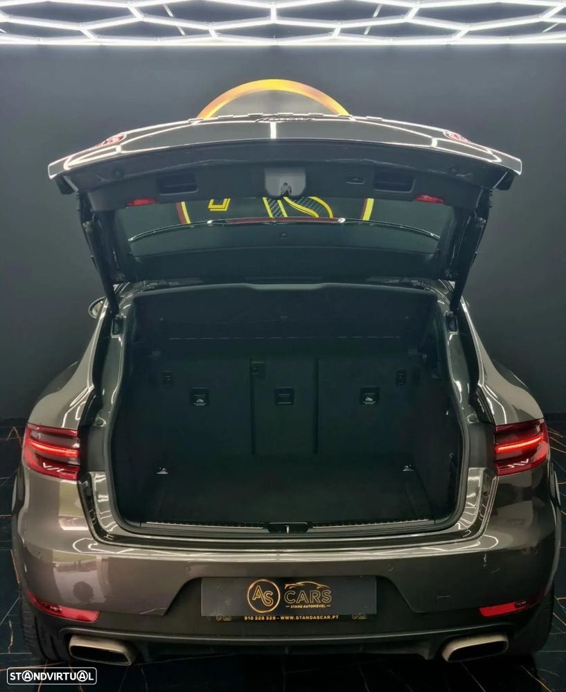 Porsche Macan - 48