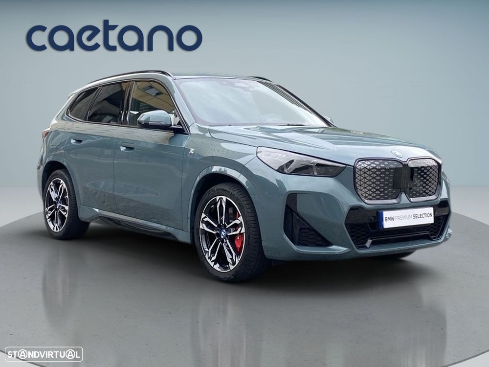 BMW iX1 eDrive20 Pack Desportivo M Pro - 24