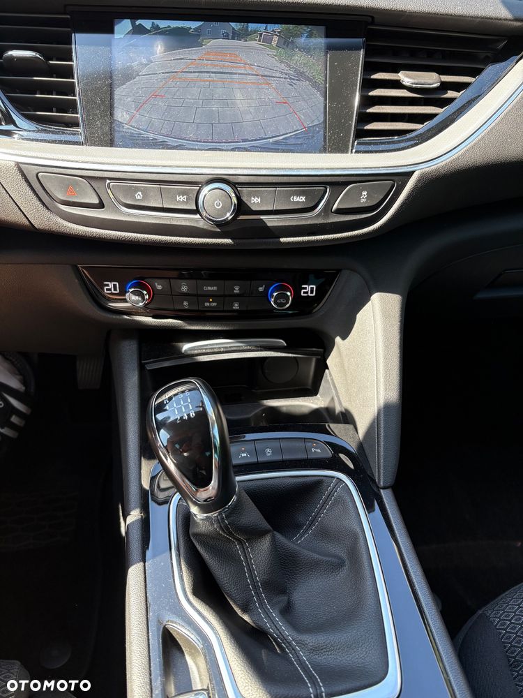 Opel Insignia - 31