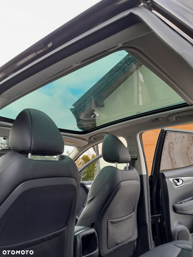 Nissan Qashqai 1.6 DCi Xtronic N-Connecta - 10