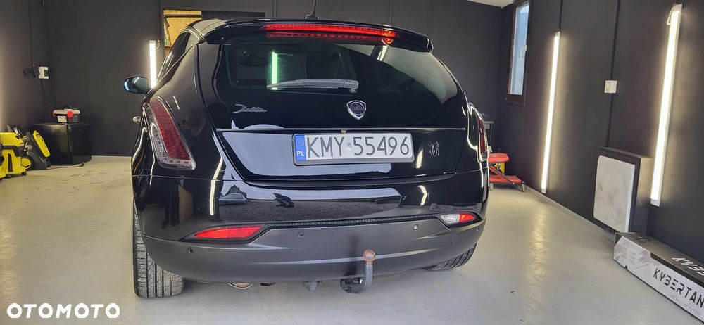 Lancia Delta 1.4 T-Jet 16v Oro - 3