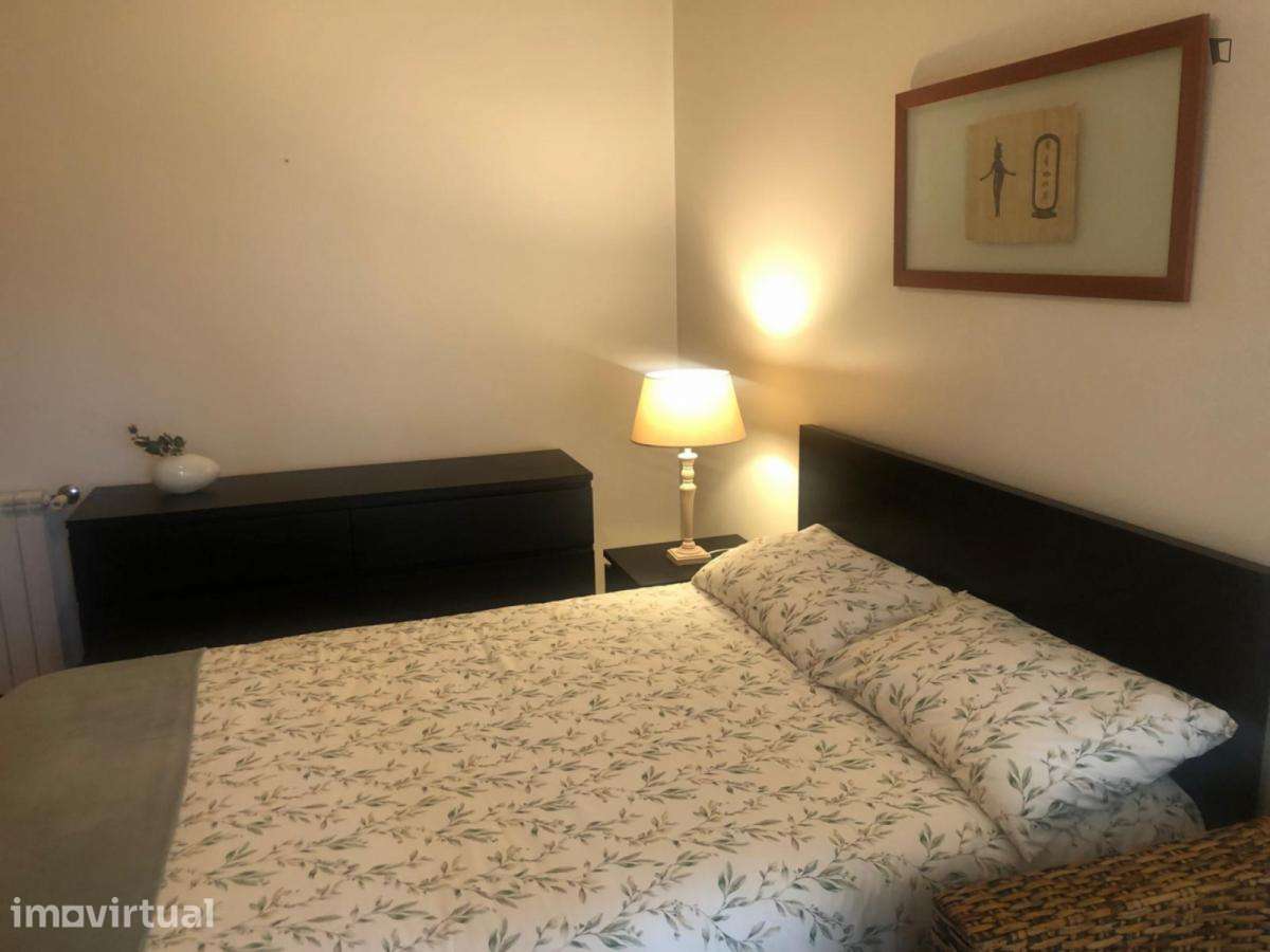 Quarto - localizado em Vila nova de gaia - Grande imagem: 4/17