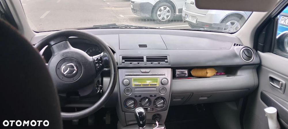Mazda 2 - 8