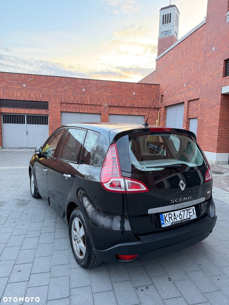 Renault Scenic 2.0 16V 140 CVT Bose Edition - 21