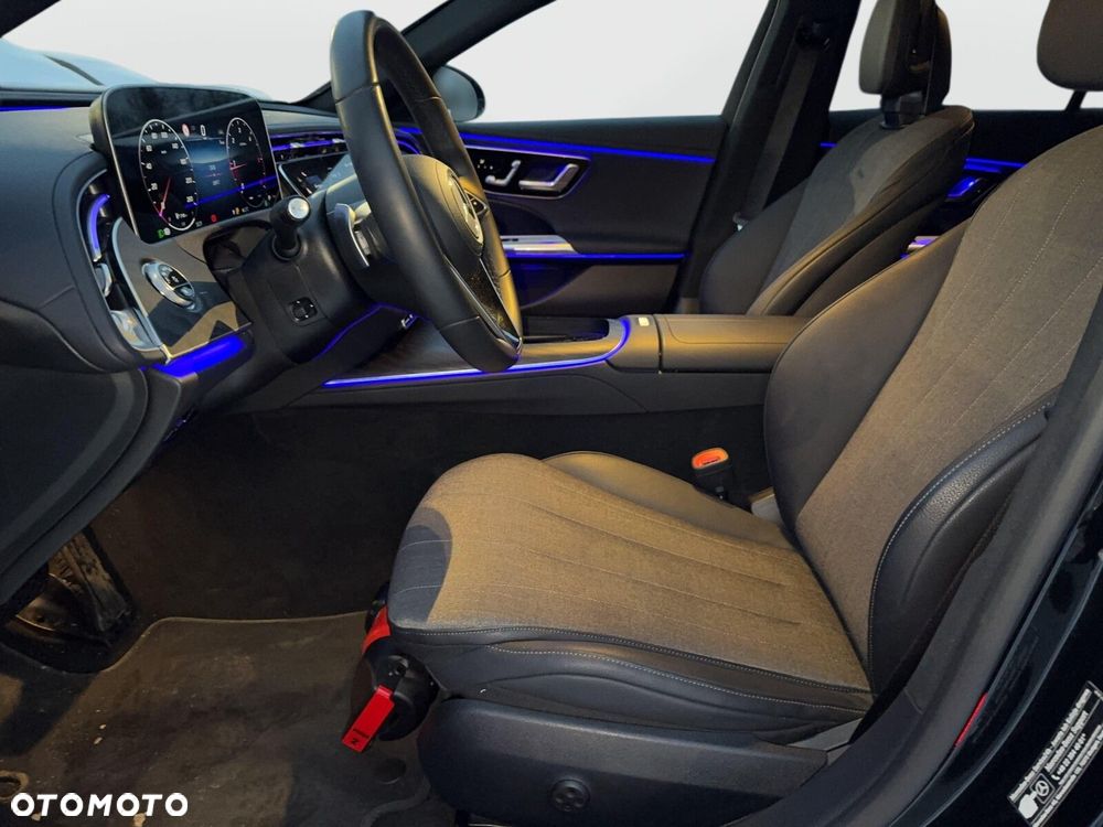 Mercedes-Benz Klasa E - 18