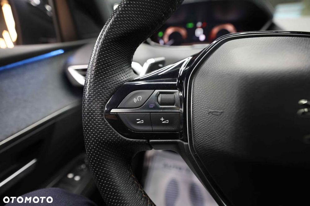 Peugeot 5008 PureTech 130 EAT8 Stop & Start GT - 20