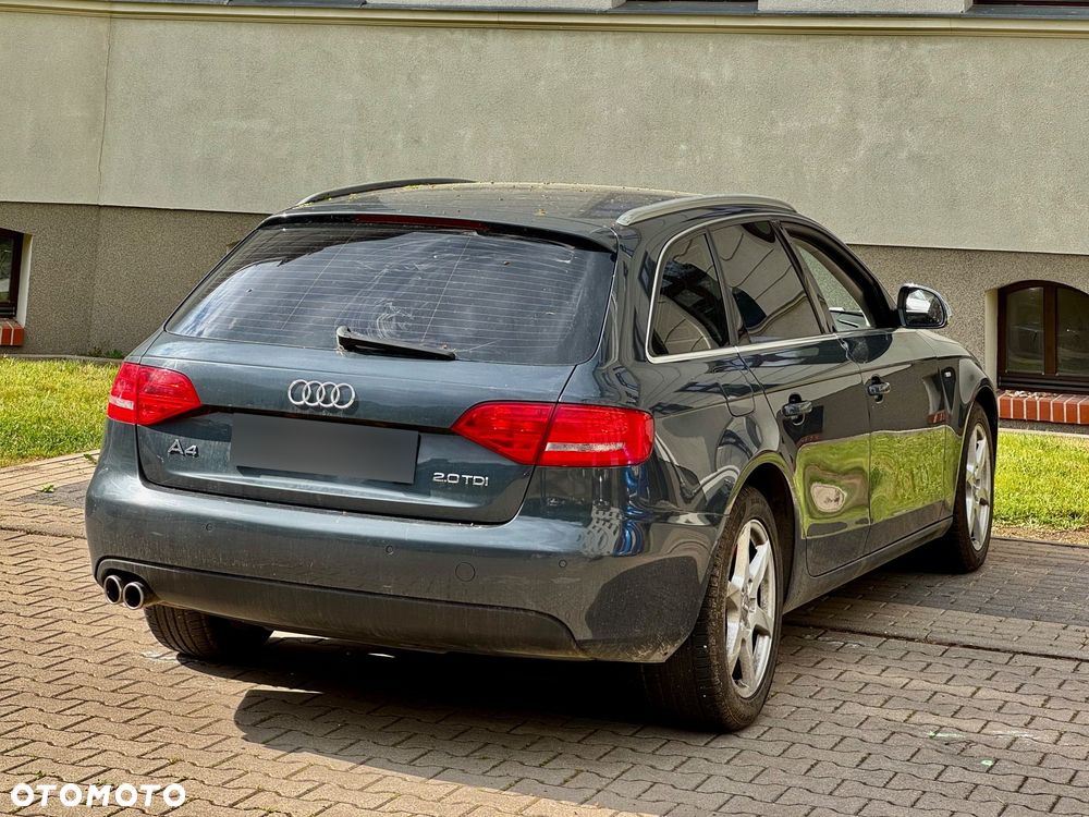 Audi A4 Avant 2.0 TDI - 13