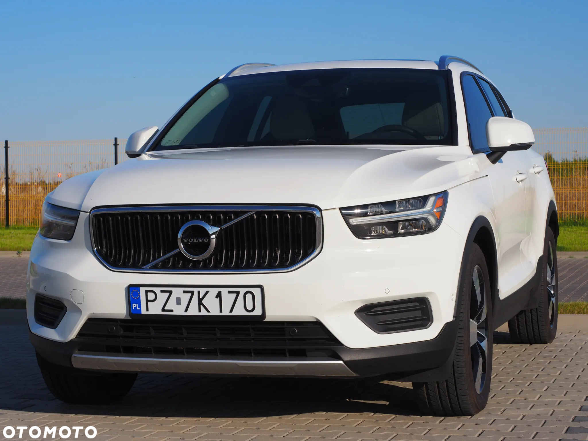 Volvo XC 40 T5 AWD Momentum