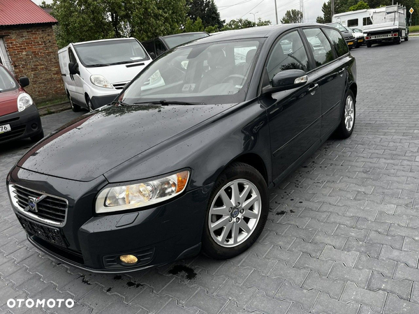 Volvo V50