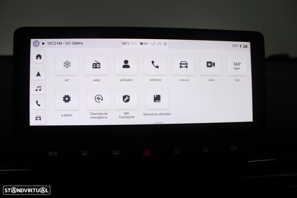 MG MG4 77 kWh Extended Range Luxury - 25