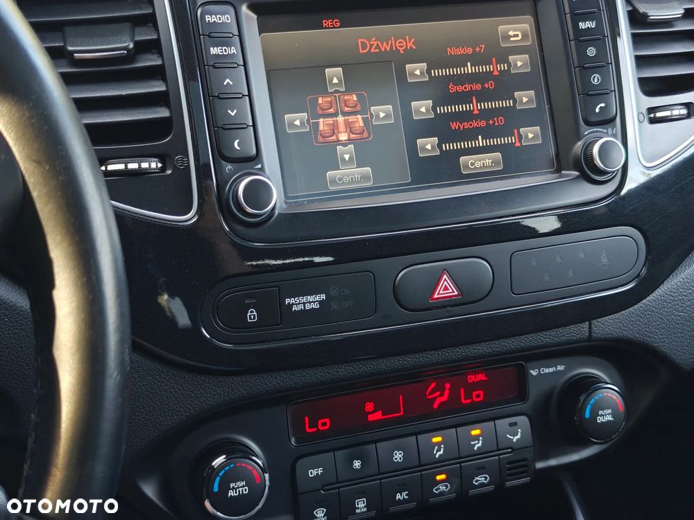 Kia Carens 1.7 CRDi L - 22