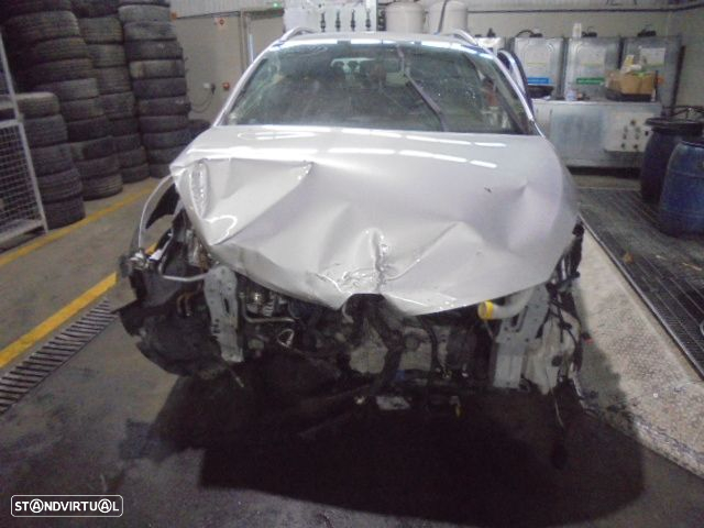 Carro MOT: K9K 608 K9KE6E6  K9KB6D6  CXVEL: JR5060  JR5-S-082 RENAULT CLIO 4 2016 1.5 DCI 90CV 5P CINZA DIESEL - 3