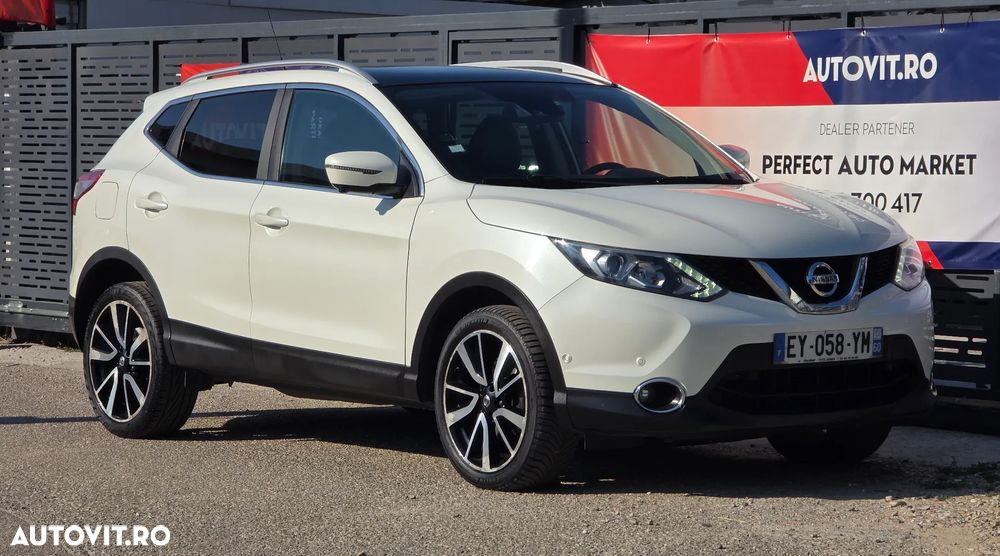 Nissan Qashqai 1.6 DCI TEKNA+ - 8