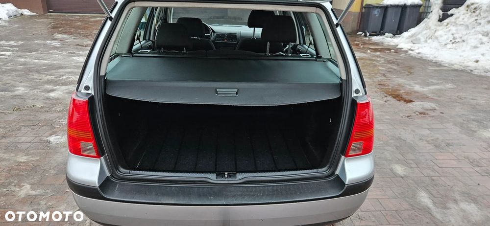 Volkswagen Golf - 10