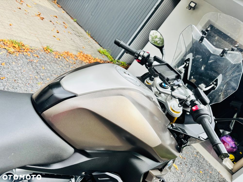 BMW RS - 6