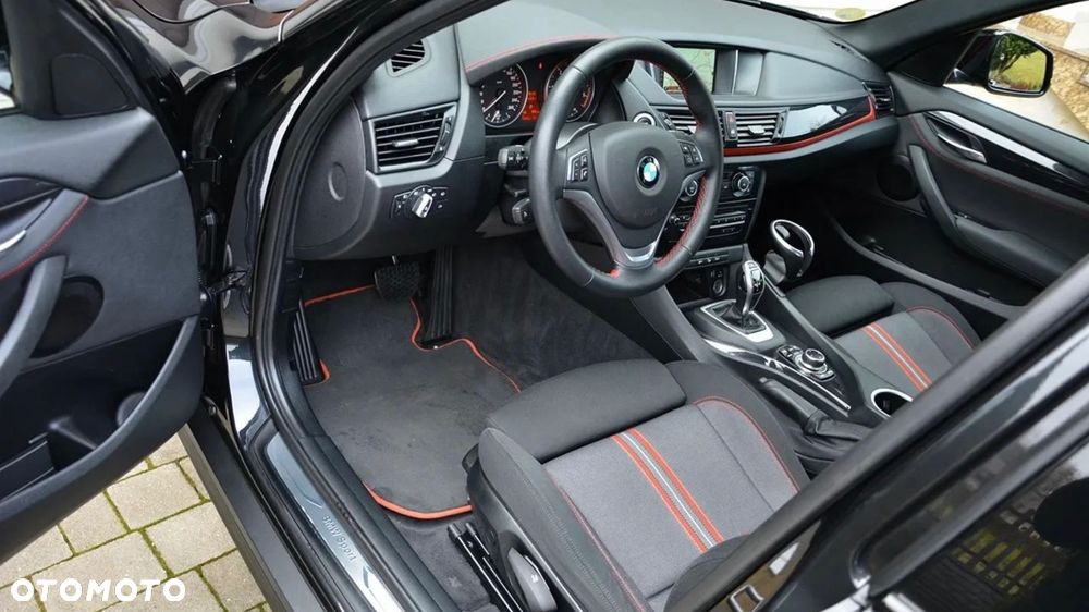 BMW X1 sDrive18d Sport Line - 15