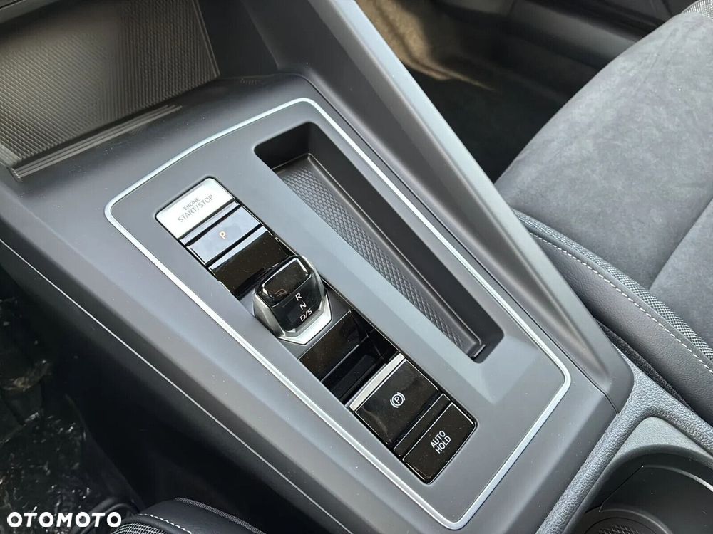Volkswagen Golf Variant - 23