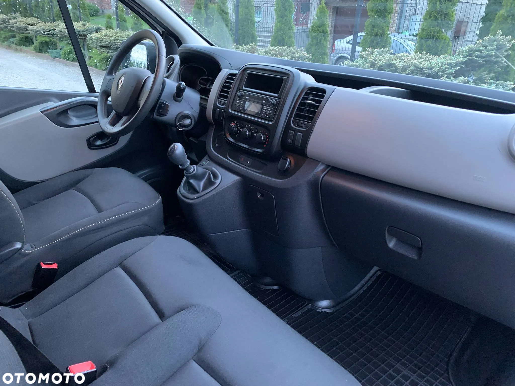 Renault Trafic Bluetooth Relingi Bardzo Zadbany Long - 32