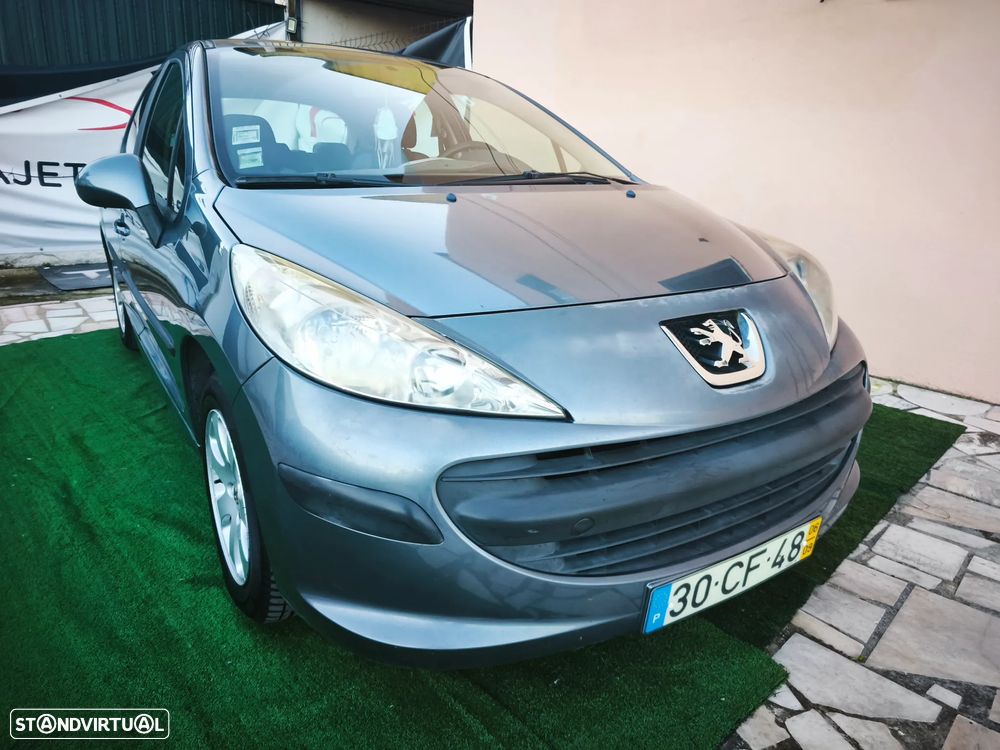 Peugeot 207 1.4 HDi Premium - 28