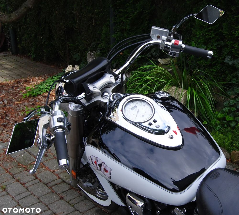 Yamaha Road Star - 25