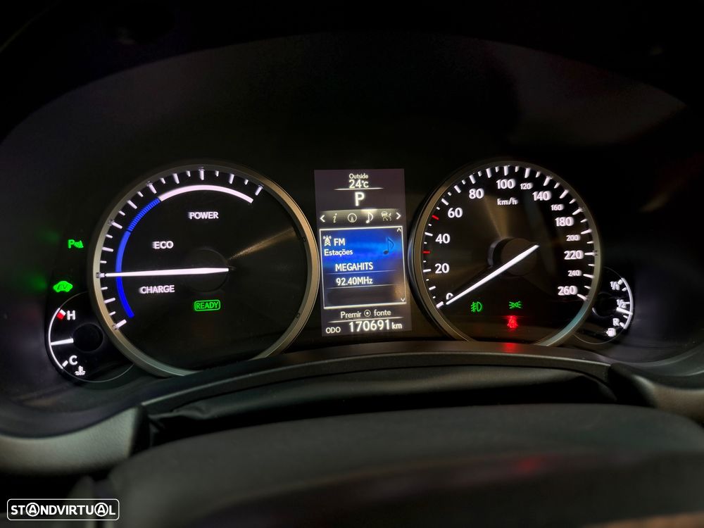 Lexus NX 300h Executive Plus - 21