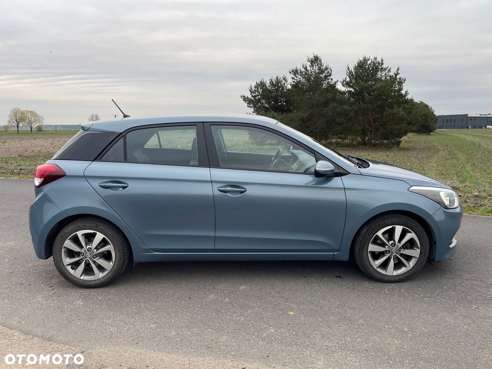 Hyundai i20 1.1 CRDi BlueDrive Elegant - 10