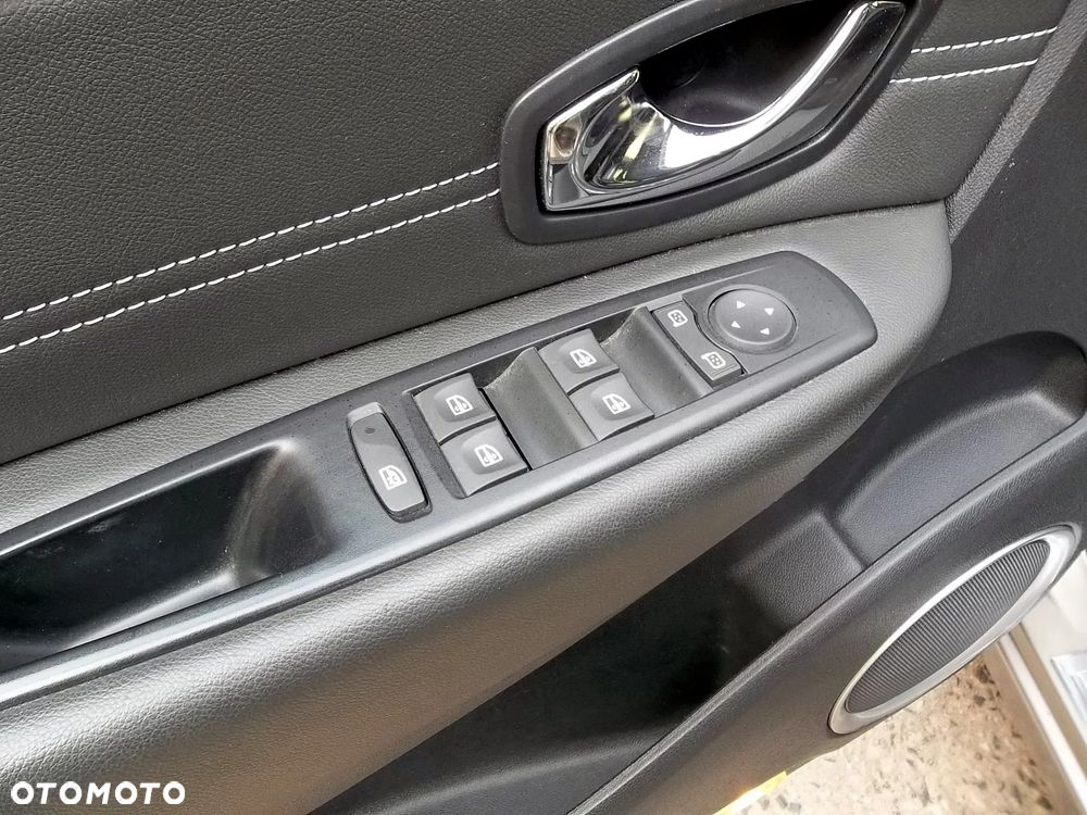 Renault Scenic 1.6 16V 110 LIMITED - 10