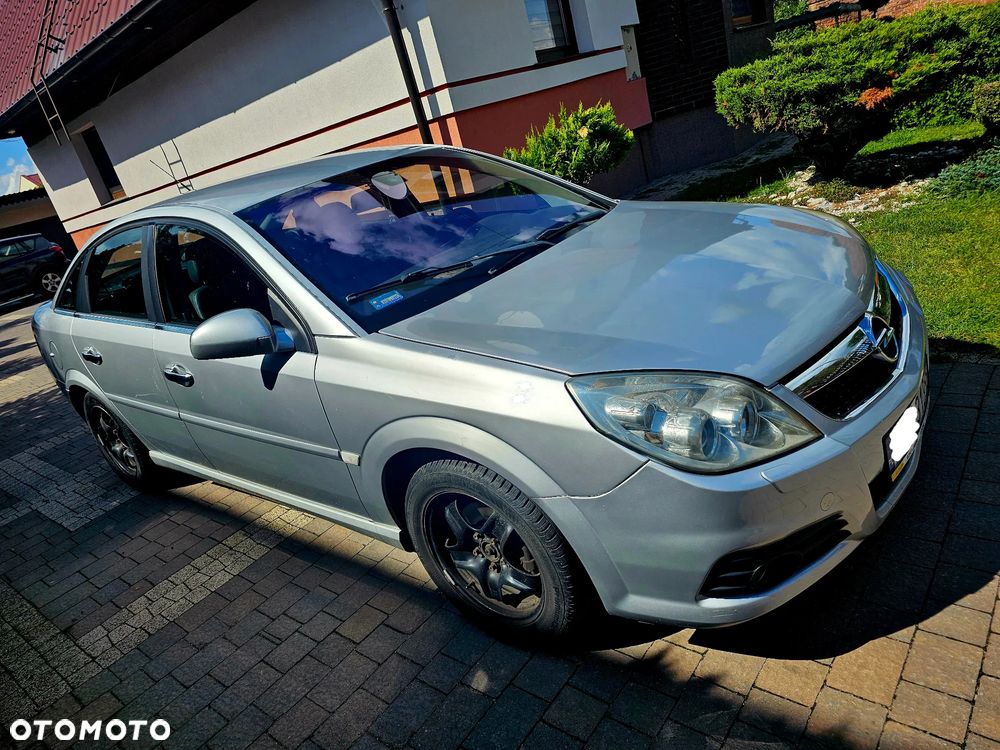 Opel Vectra 1.9 CDTI Essentia - 3