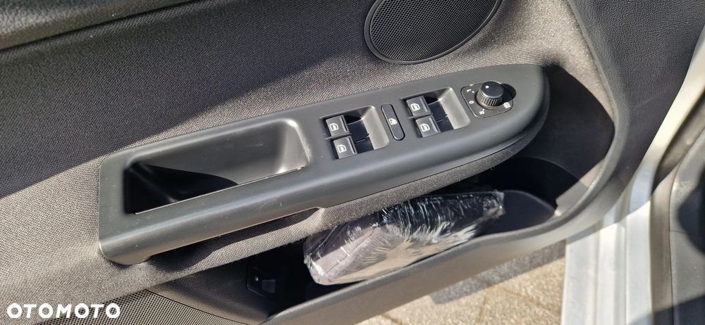 Volkswagen Golf Plus 1.4 TSI Trendline - 25