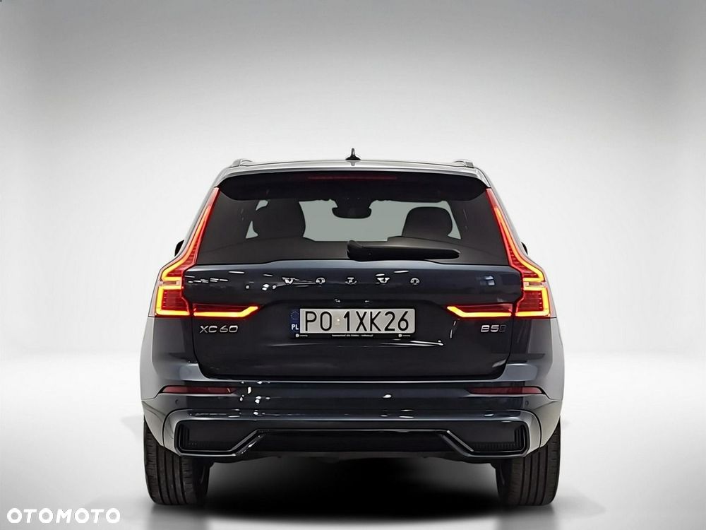 Volvo XC 60 B5 D AWD Ultimate Dark - 5